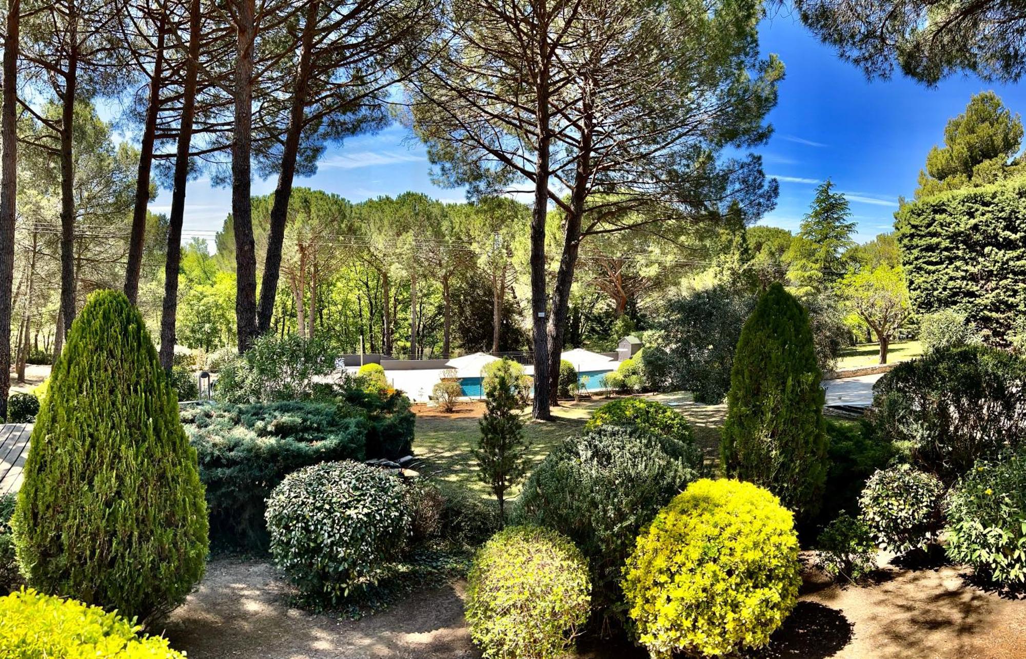 La Tour-dʼAigues Provence Mon Amour מראה חיצוני תמונה